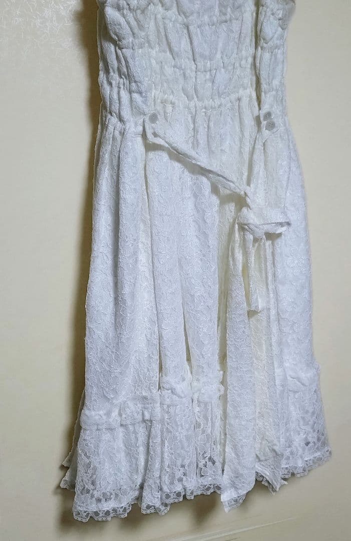 新古品 メタモルフォーゼ 総レースシャーリングJSK オフ白