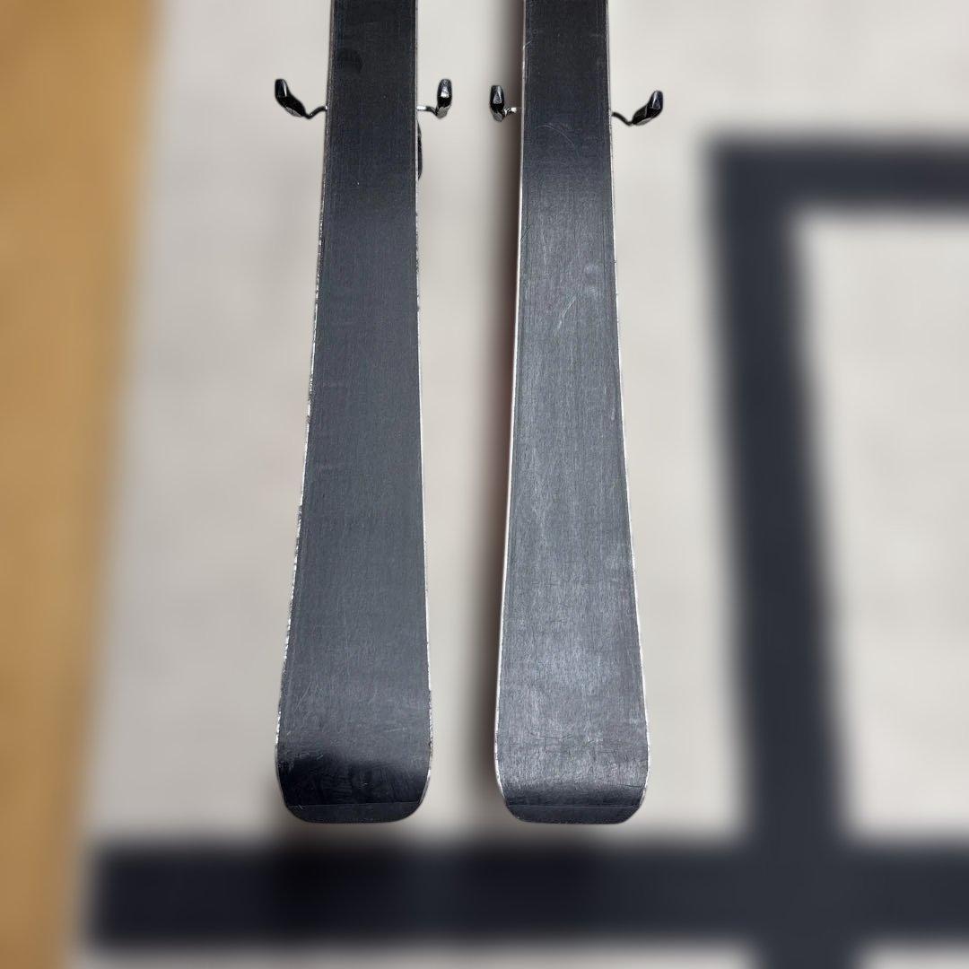 ROSSIGNOL キッズ　スキー板 140cm ストック100センチ付き