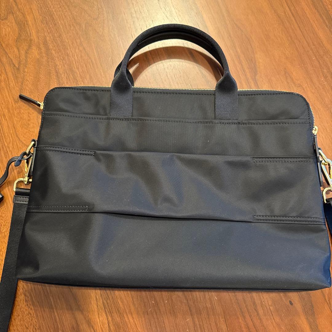 TUMI ブラック ビジネスバッグ