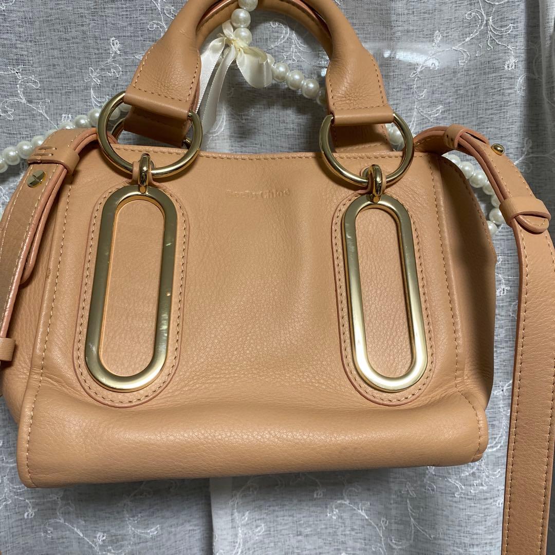 Chloeレザー ショルダーバッグ