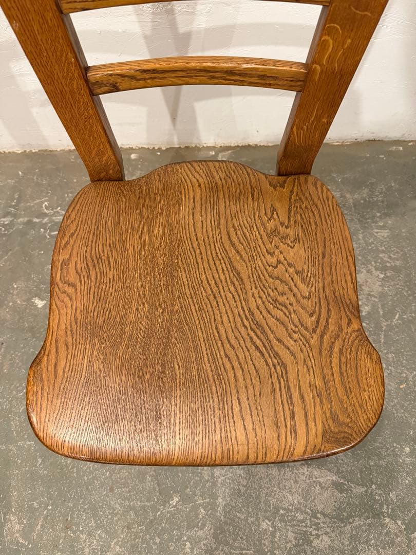 tomoビンテージ　ダイニングチェア　カフェチェア　モダン　2