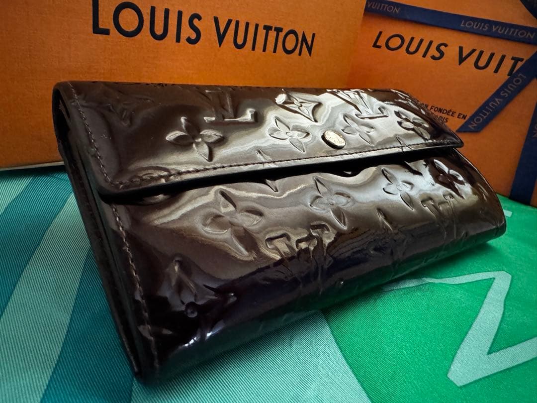 ルイヴィトン モノグラム 長財布 ヴェルニ アマラント 美品