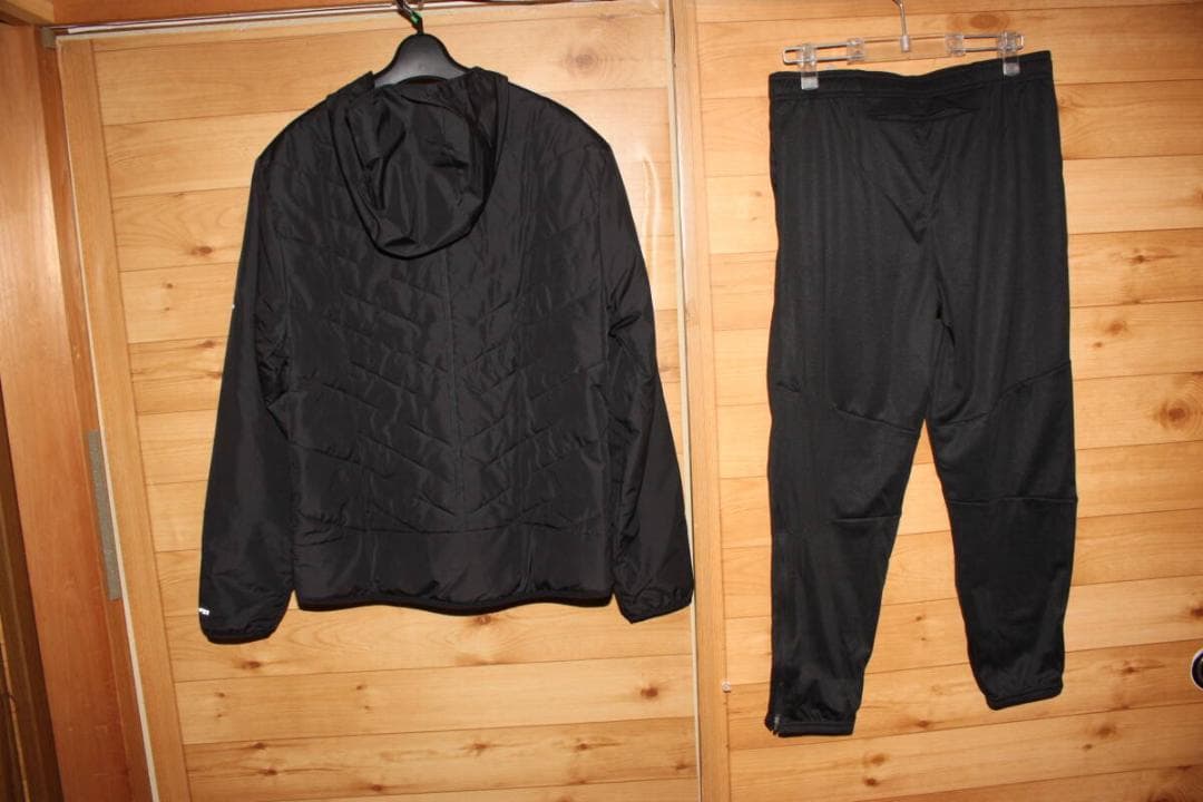 M　ナイキNIKE　ランニンウエア　上下セット