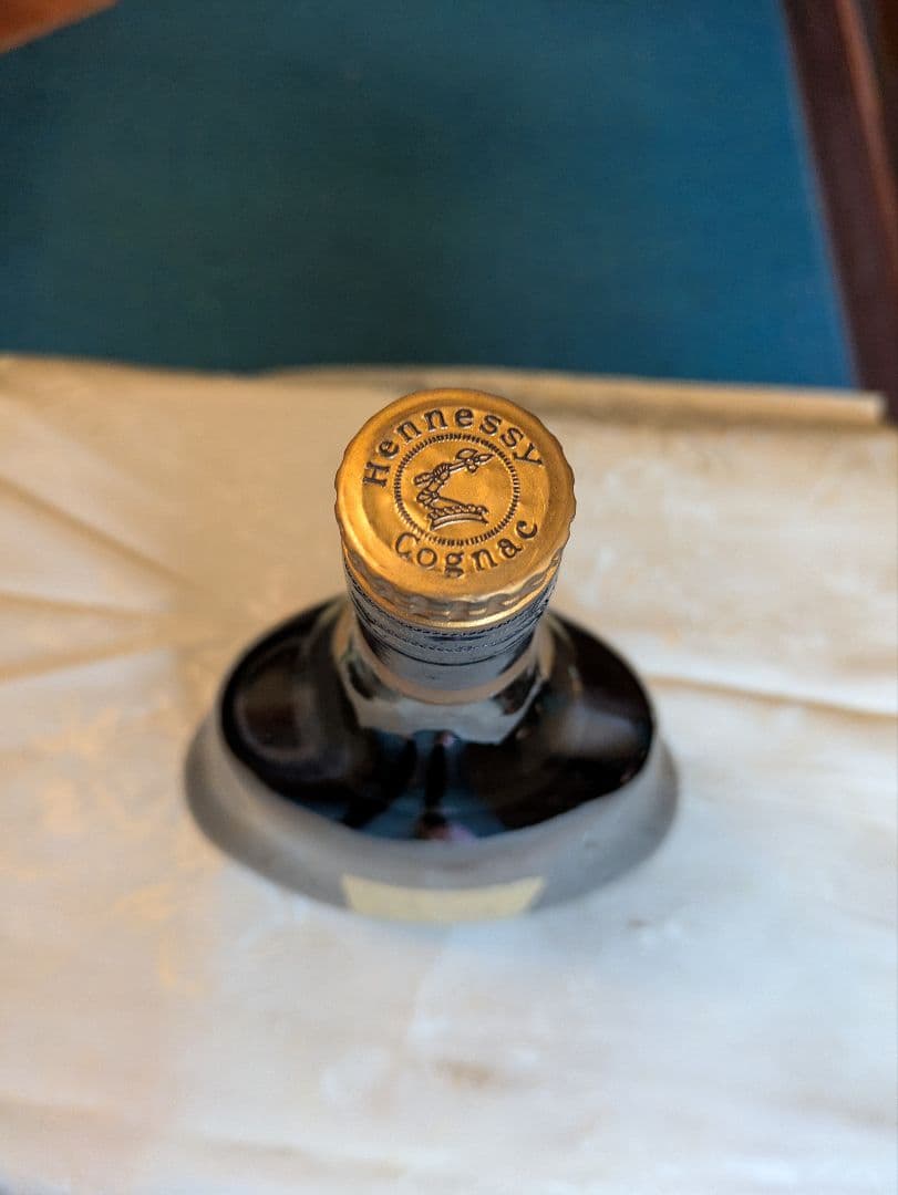 ヘネシー XO コニャック　金キャップ　グリーンボトル　２本セット