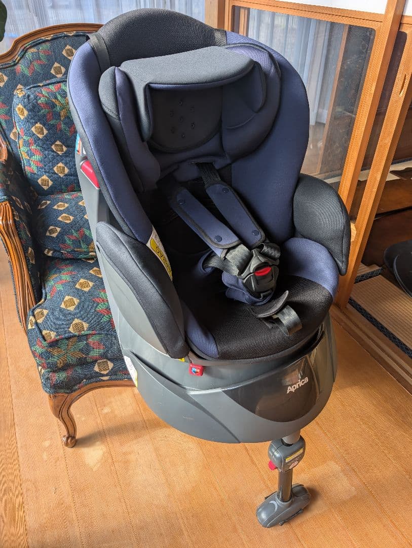 即発送★Aprica チャイルドシート ディアターンプラスAB 回転式 ベッド型