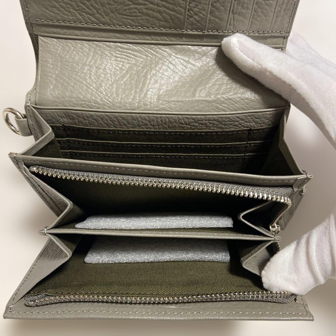 Vivienne Westwood 二つ折財布グレーチャームなし　アウトレット