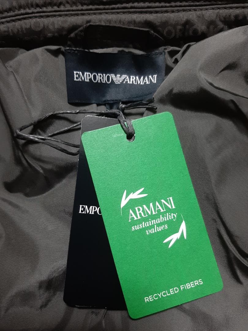 【新品・最終価格】エンポリオアルマーニジュニア　ダウンジャケット　16A・16歳