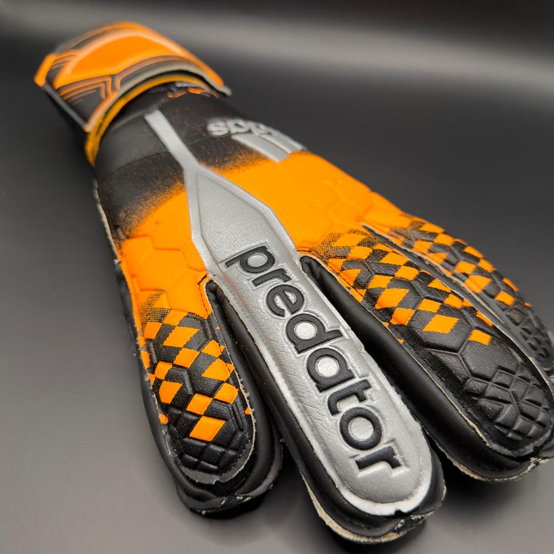 アディダス プレデター (Climaproof) 9号