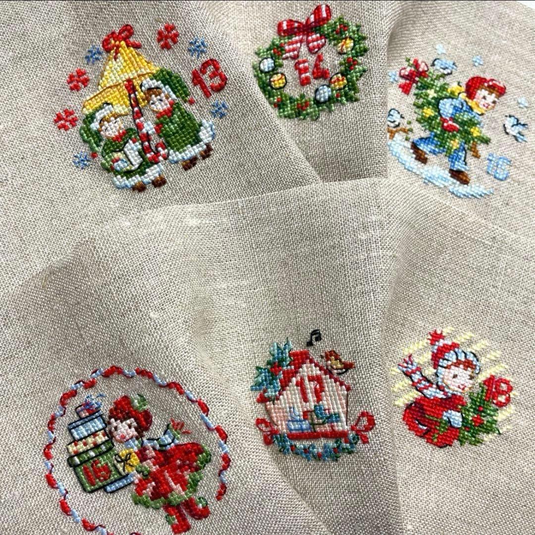 ひよこ様　クロスステッチ　完成品　ヴェロニク・アンジャンジェさん