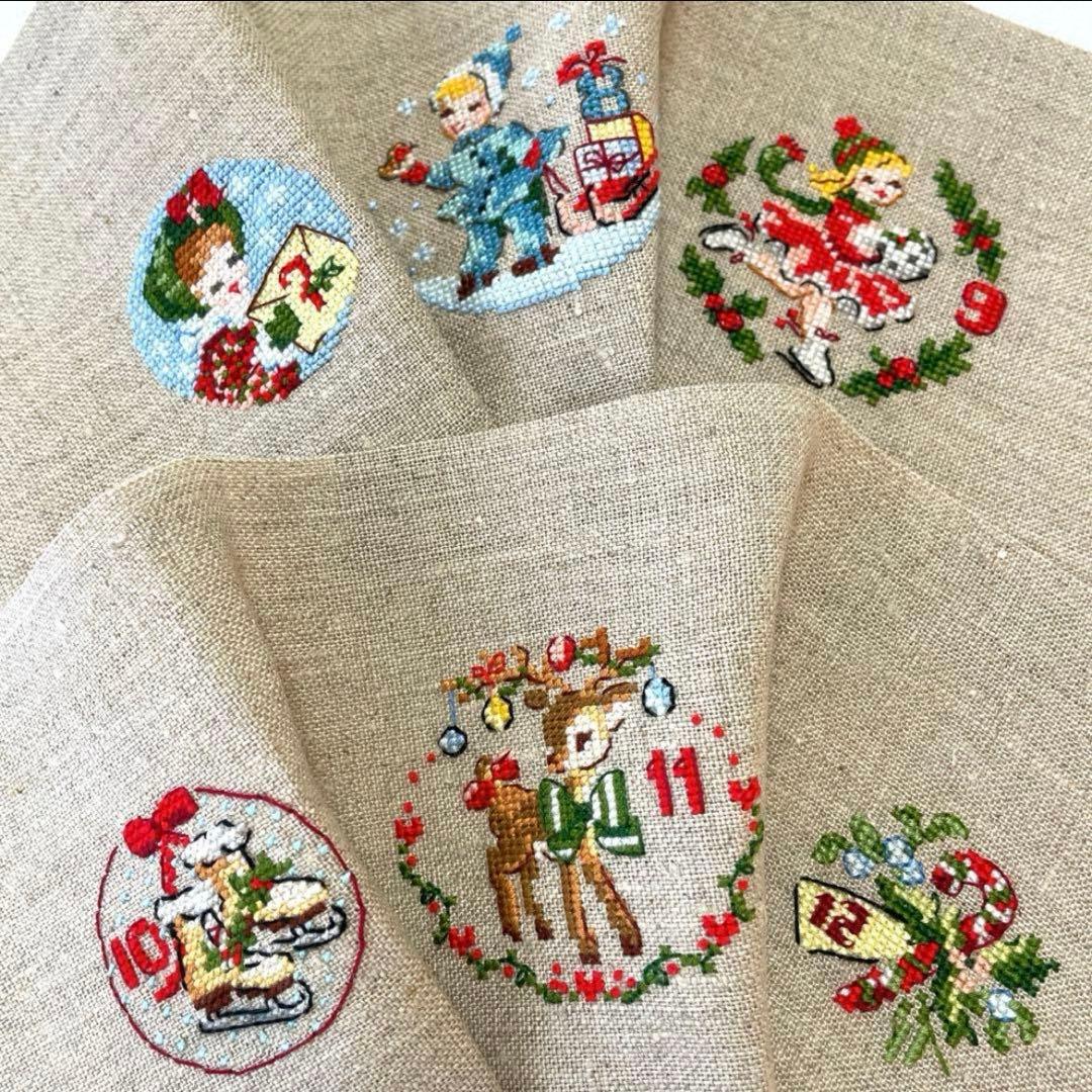 ひよこ様　クロスステッチ　完成品　ヴェロニク・アンジャンジェさん