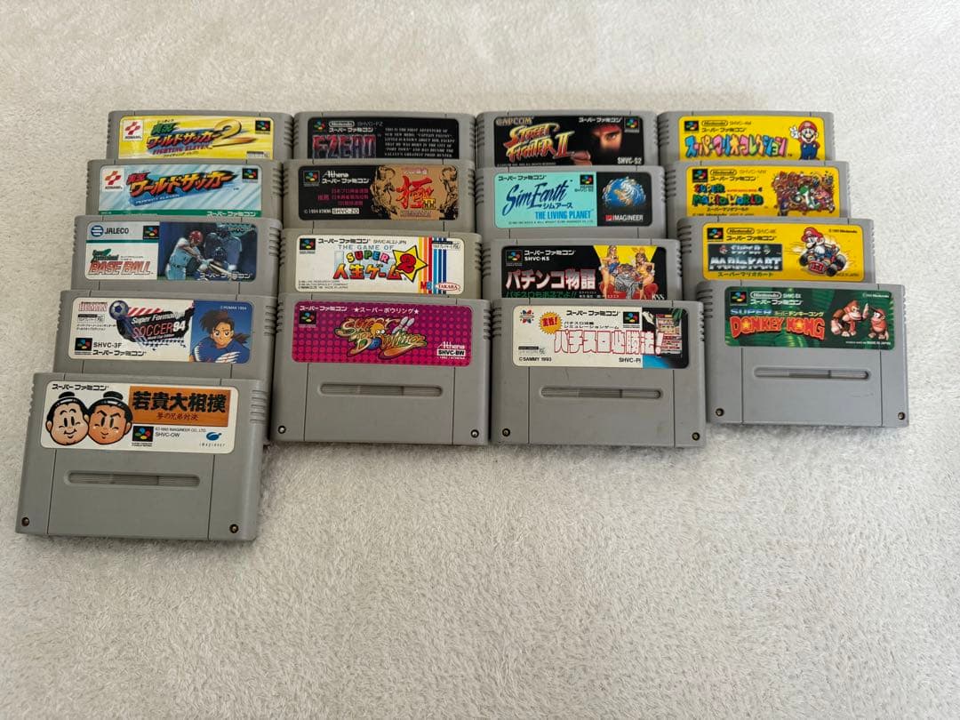 ファミコン本体、ソフト　64本体