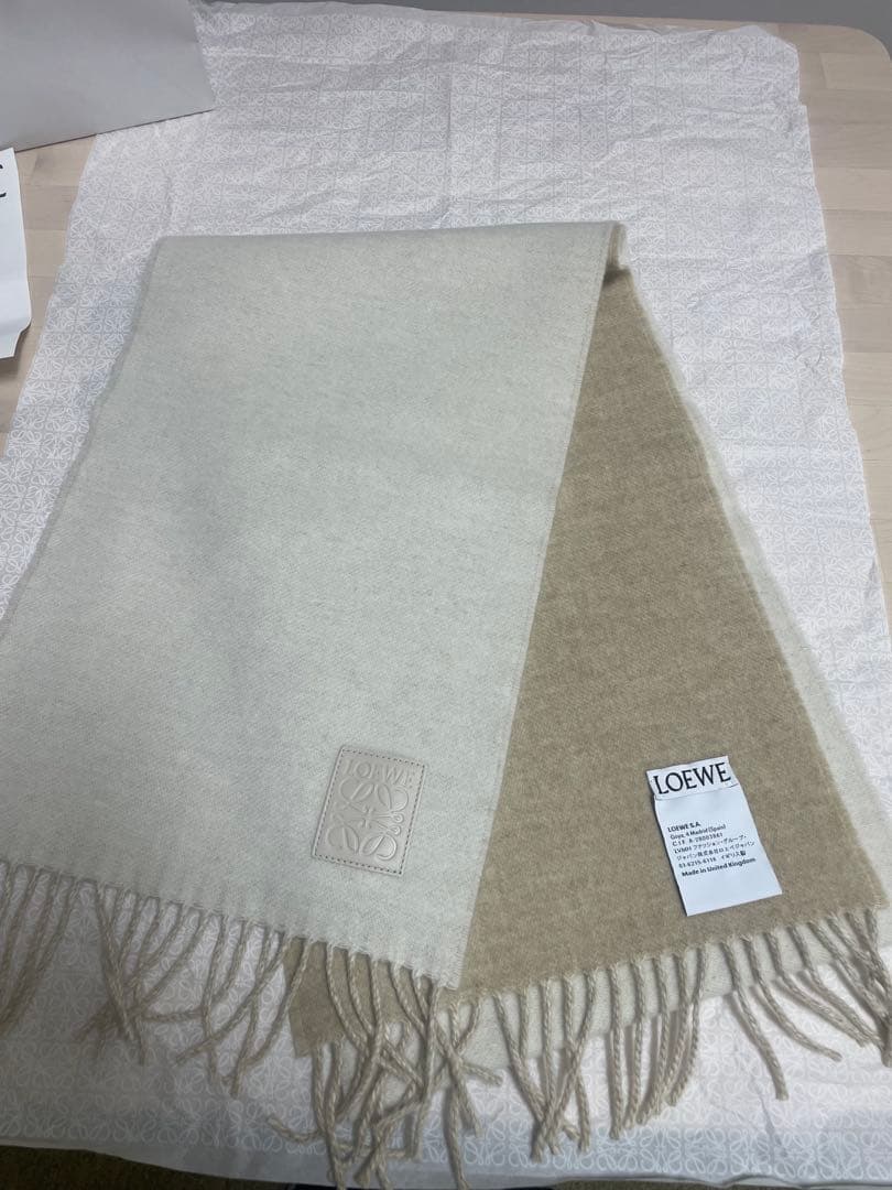 LOEWE マフラー （アイボリー/サンド）フリンジ付き