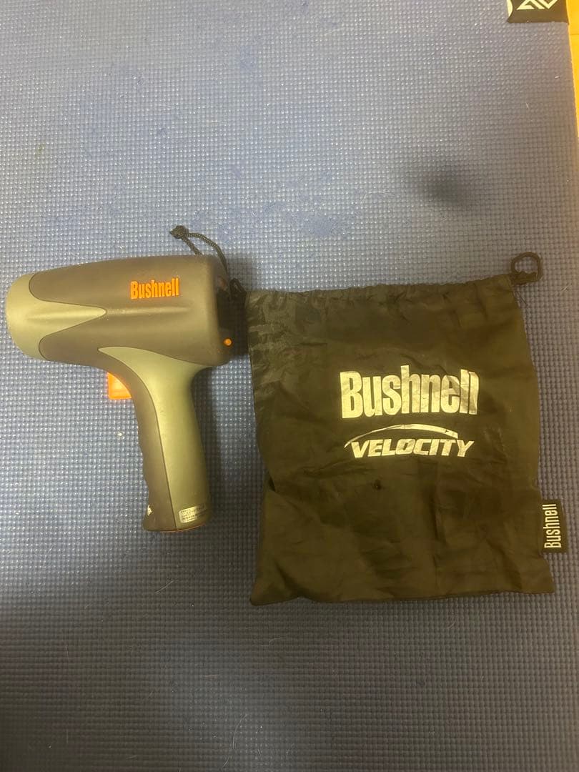 Bushnell Velocity スピードガン 収納袋付き