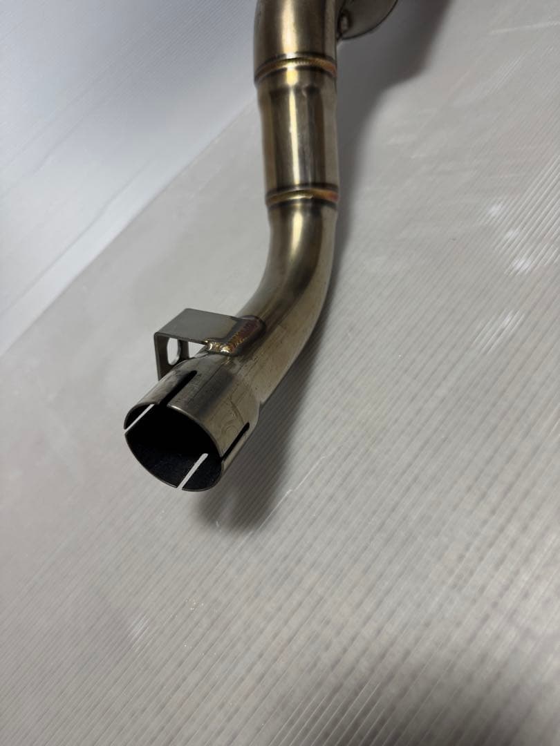 バレル４サイレンサー　XR400用　中古です。