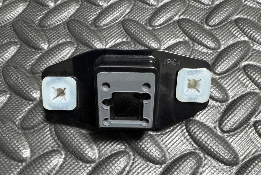 トヨタ純正バックカメラ 80 85 ノア ヴォクシー 06834-28290