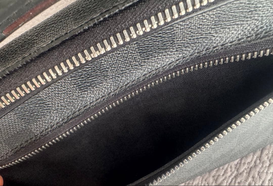 ルイヴィトンバックメンズトラベルポーチ