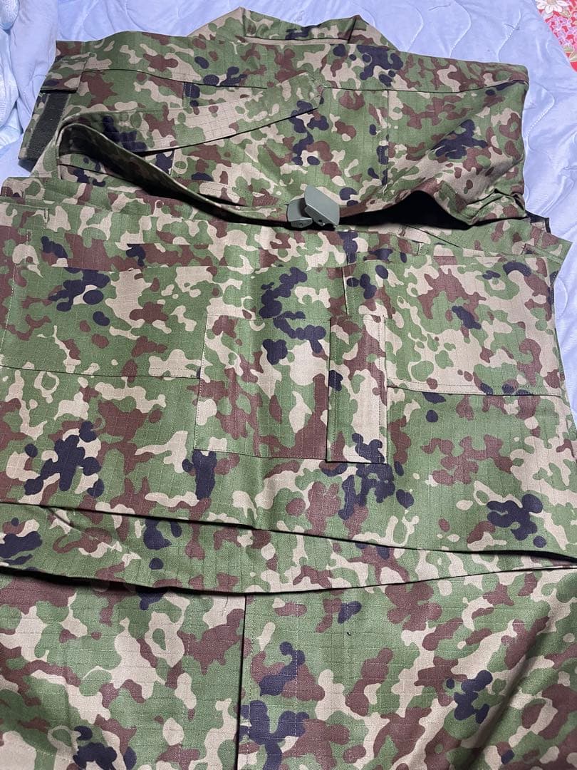 ミリタリーグッズ　迷彩服3A