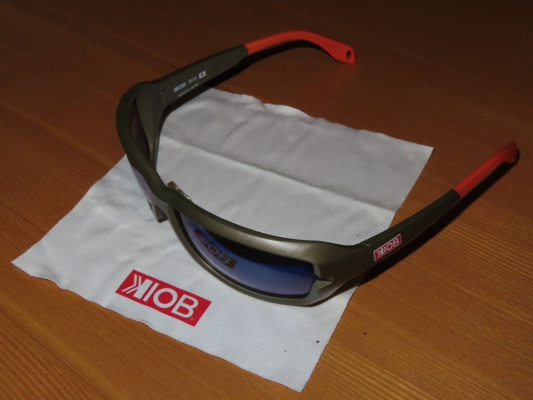 イヨケン/KIOB/Bin5/ガンメタ/トゥルービュースポーツ/ブルーミラー