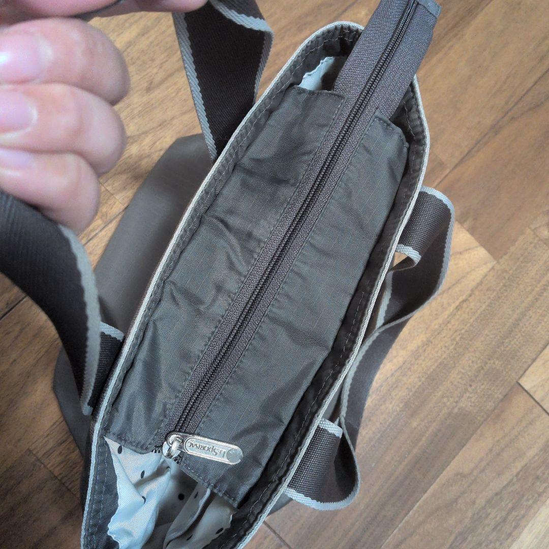 レスポートサックLeSportsacSMALL MANONチャコールシークレット