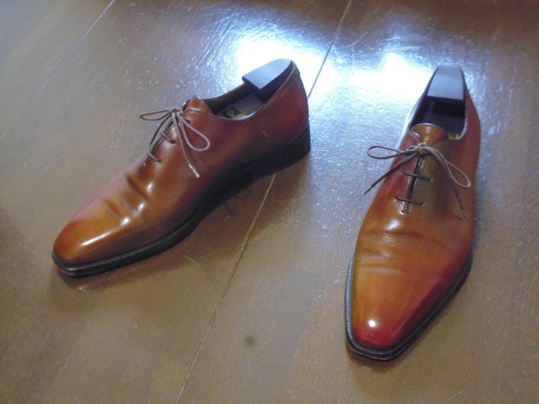 もっちー　ベルルッティ　アレッサンドロ　デムジュールライン　ツリー着き