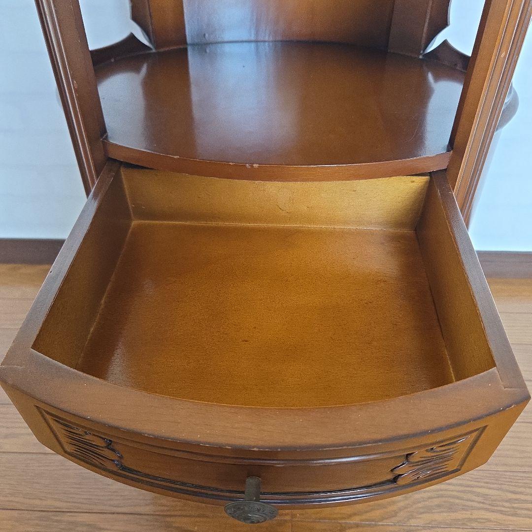 イタリア製アンテイク猫脚ラウンドチェスト