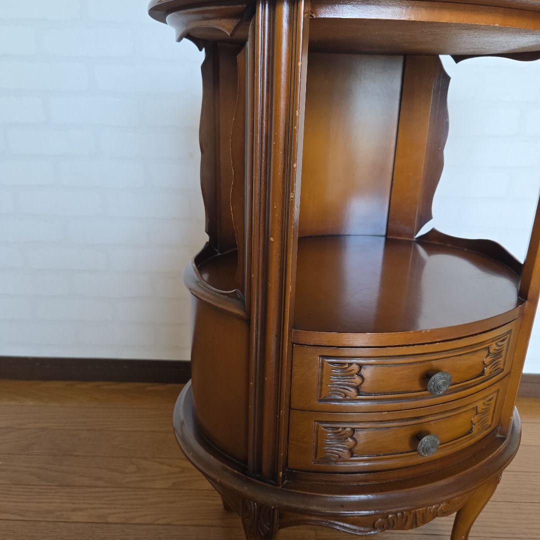 イタリア製アンテイク猫脚ラウンドチェスト