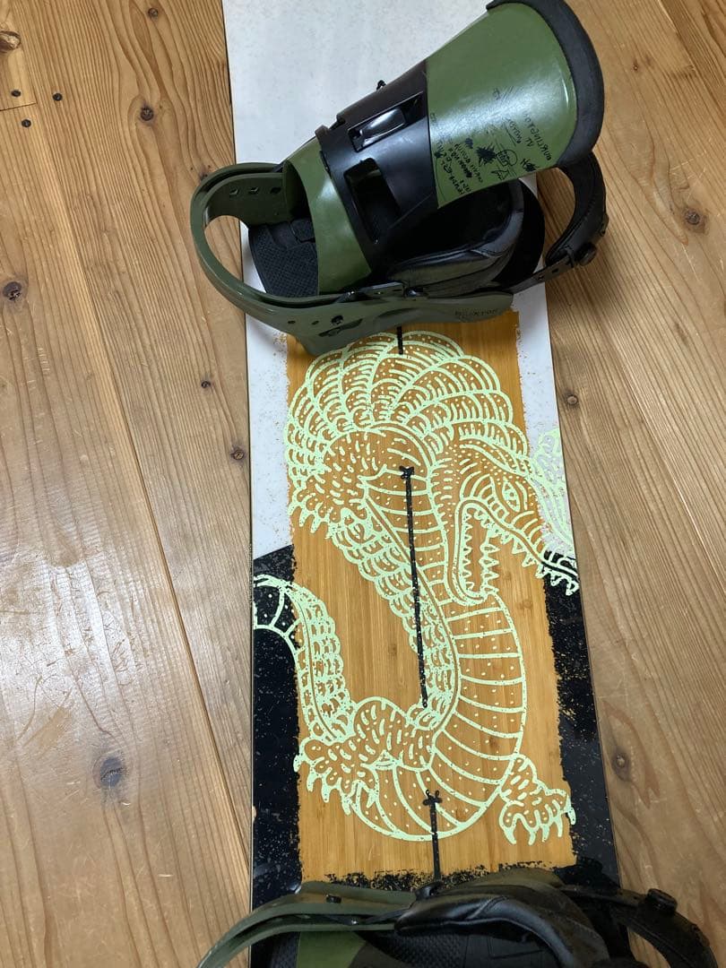 サロモン　アサシン　１５６