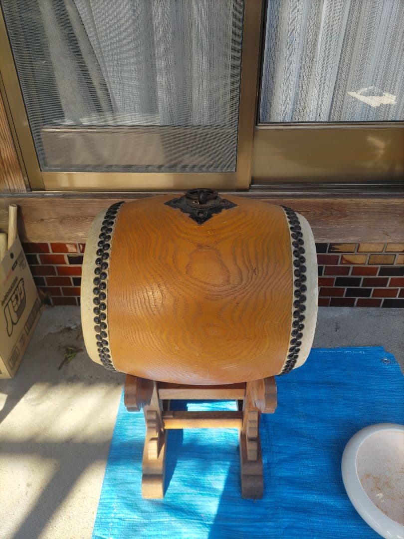 中型木製和太鼓 装飾金具付き