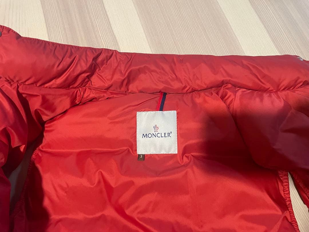 美品 モンクレール 赤 ダウンベスト MONCLER