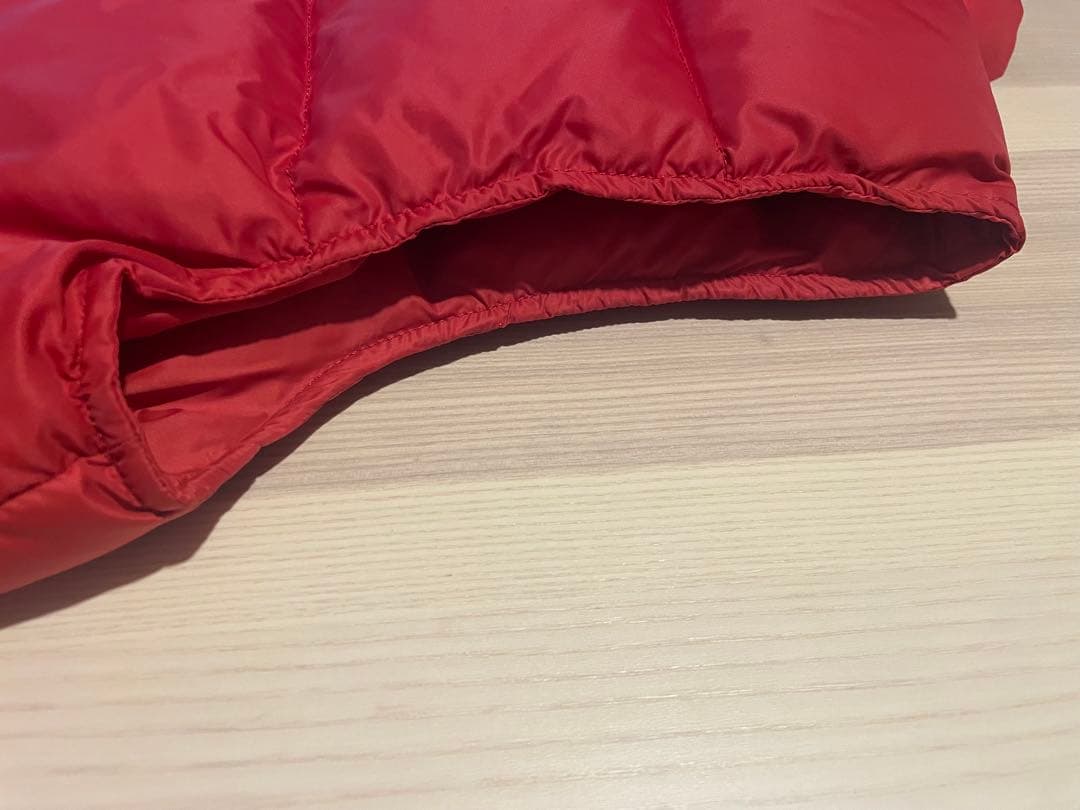 美品 モンクレール 赤 ダウンベスト MONCLER