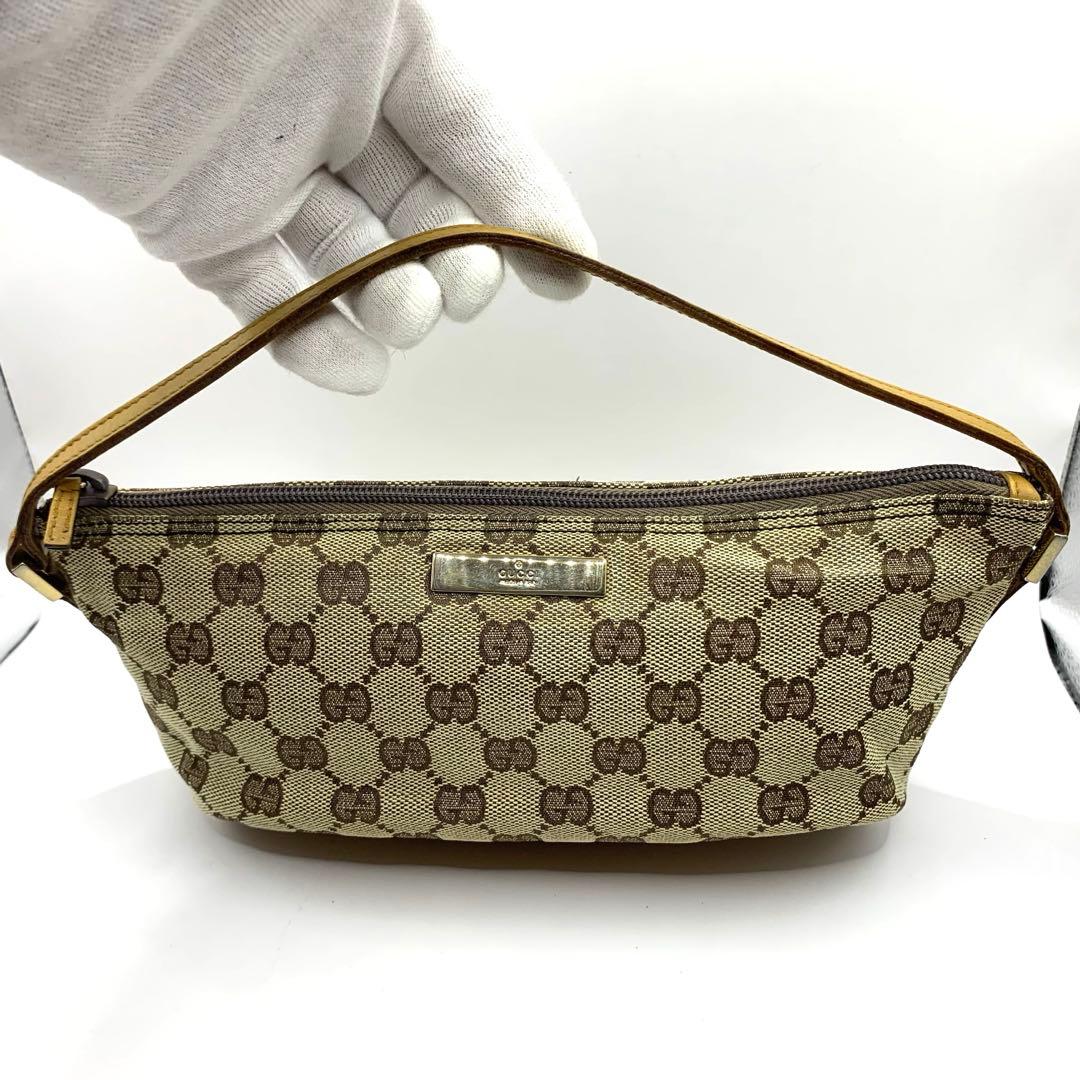 GUCCI グッチ　GGキャンパス　ミニバッグ　アクセサリーポーチ　ハンドバック