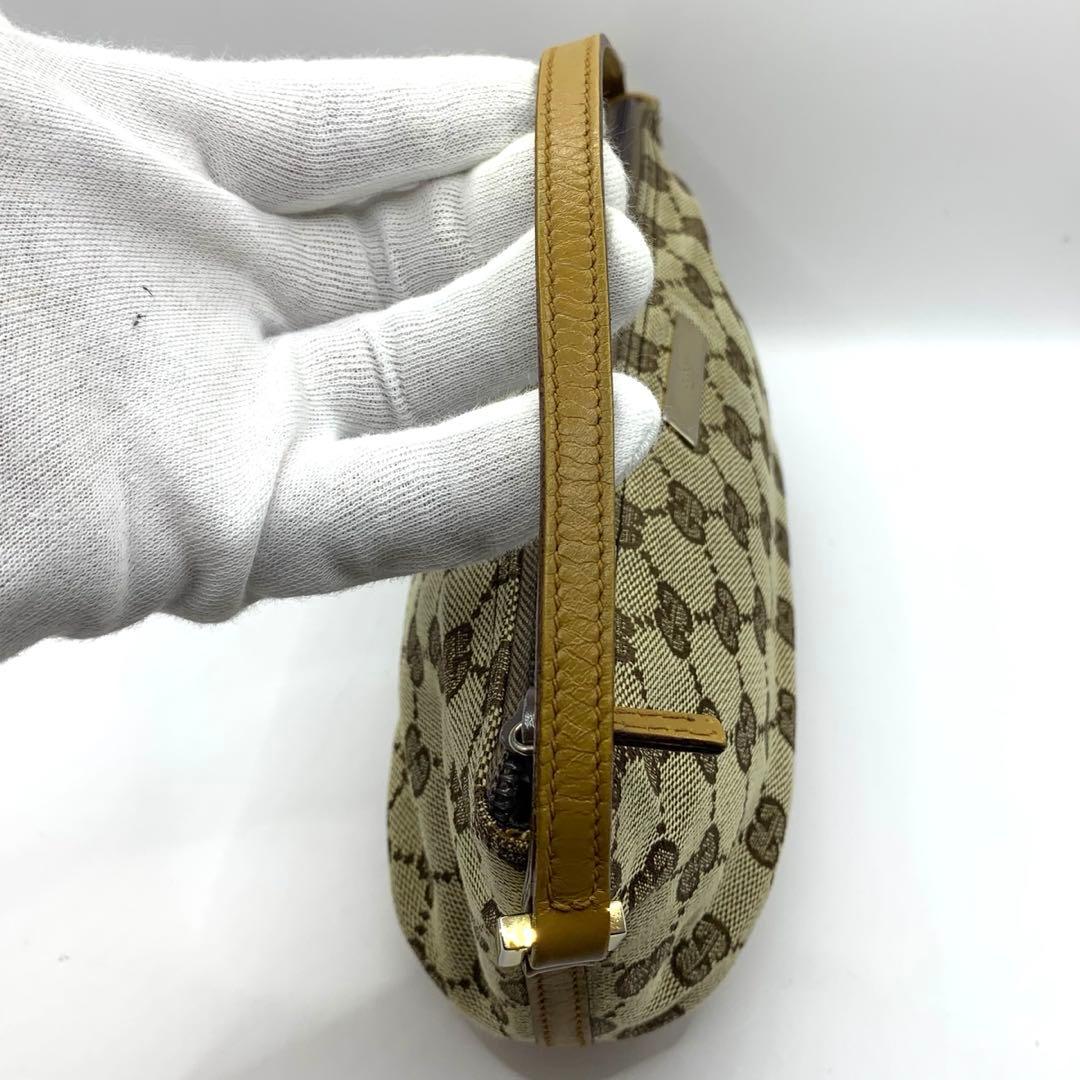 GUCCI グッチ　GGキャンパス　ミニバッグ　アクセサリーポーチ　ハンドバック