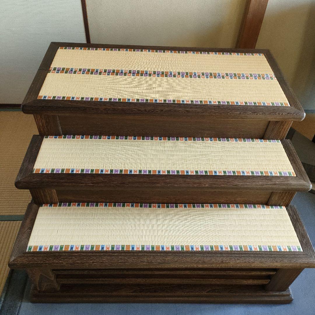 雛人形　雛人形三段飾り台　(未使用品)