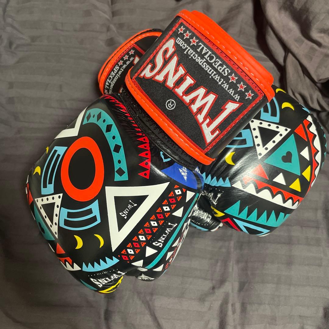 Twins ボクシンググローブ 8oz