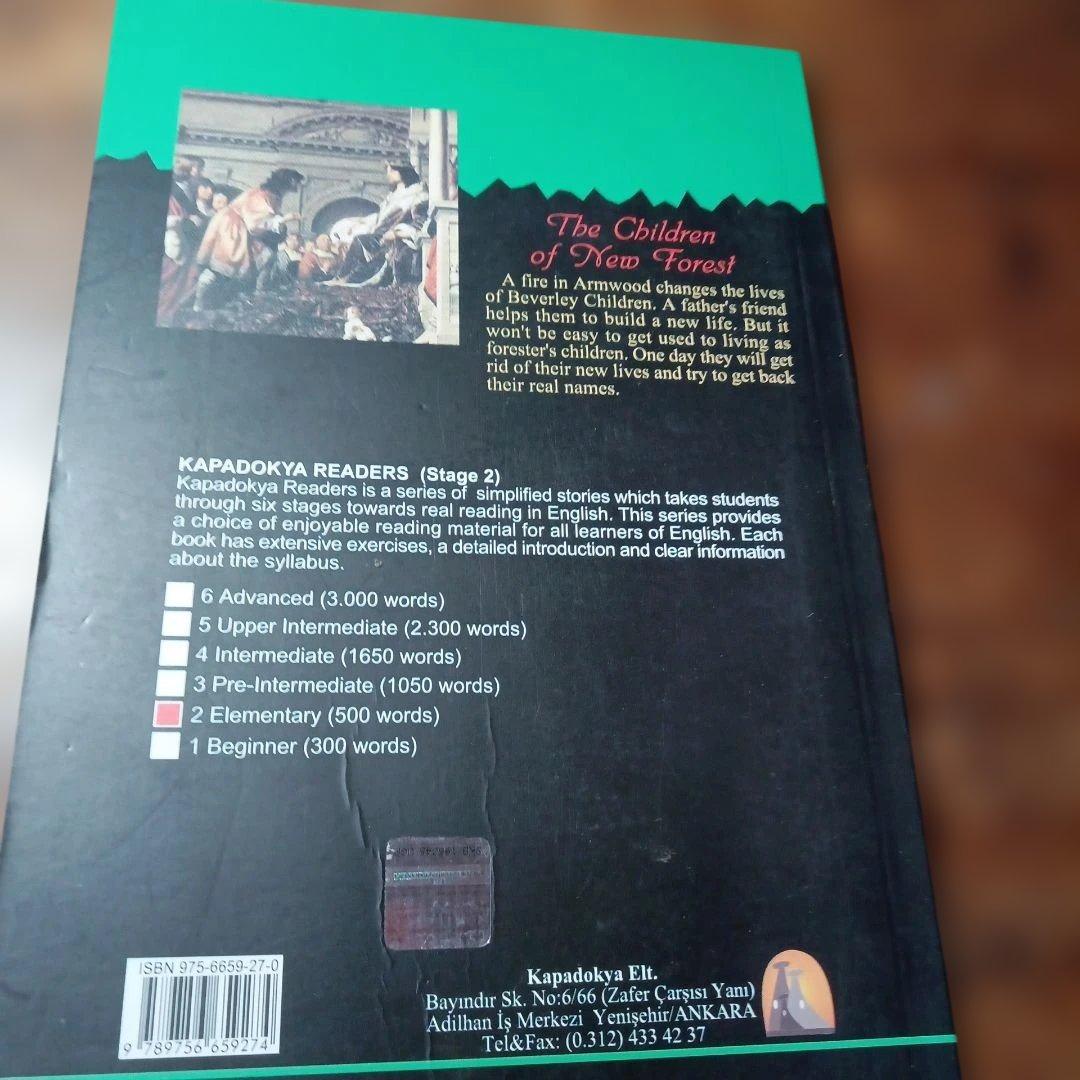 洋書 The Children of New Forest (Stage 2)