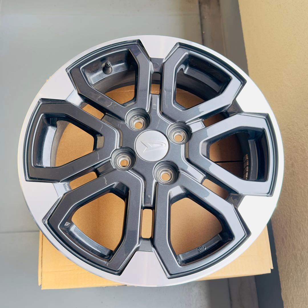 ダイハツ ウェイク 純正15インチホイール 4本　セット