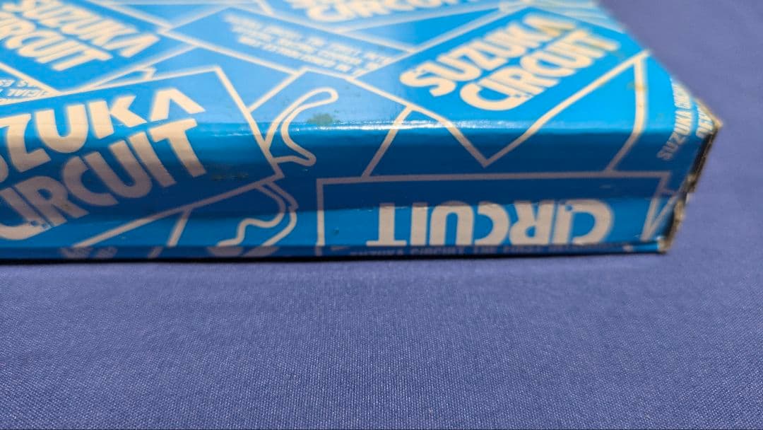 鈴鹿サーキット灰皿 オリジナルボックス付き