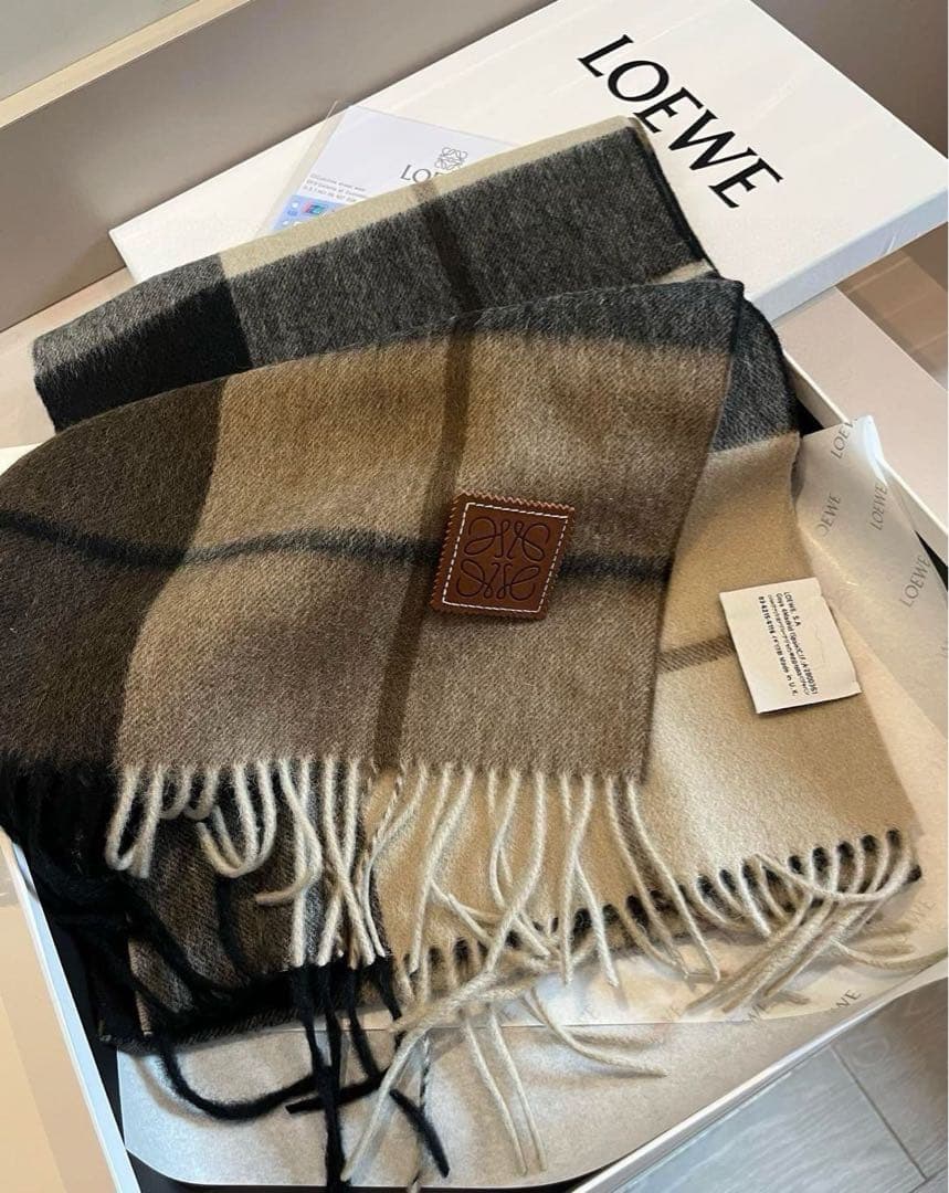 ♡LOEWE マフラー 30×180cm チェック柄♡