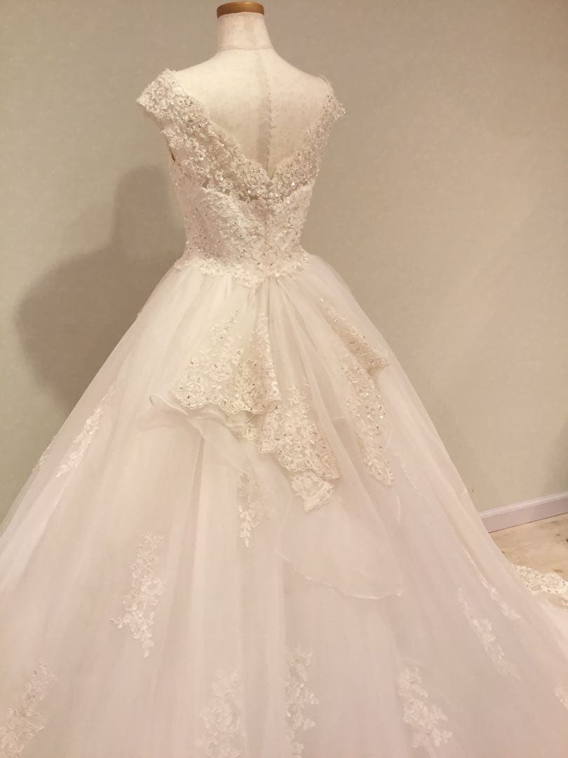 つ*き様 YNS WEDDINGウェディングドレス Aライン ホワイト