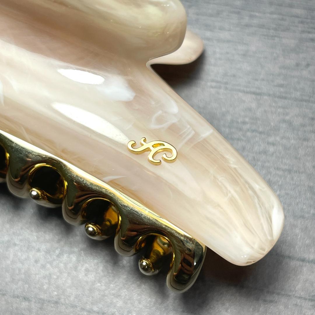 acca アッカ ヘアクリップ Mサイズ ミドル ピンク 大理石風 ゴールド