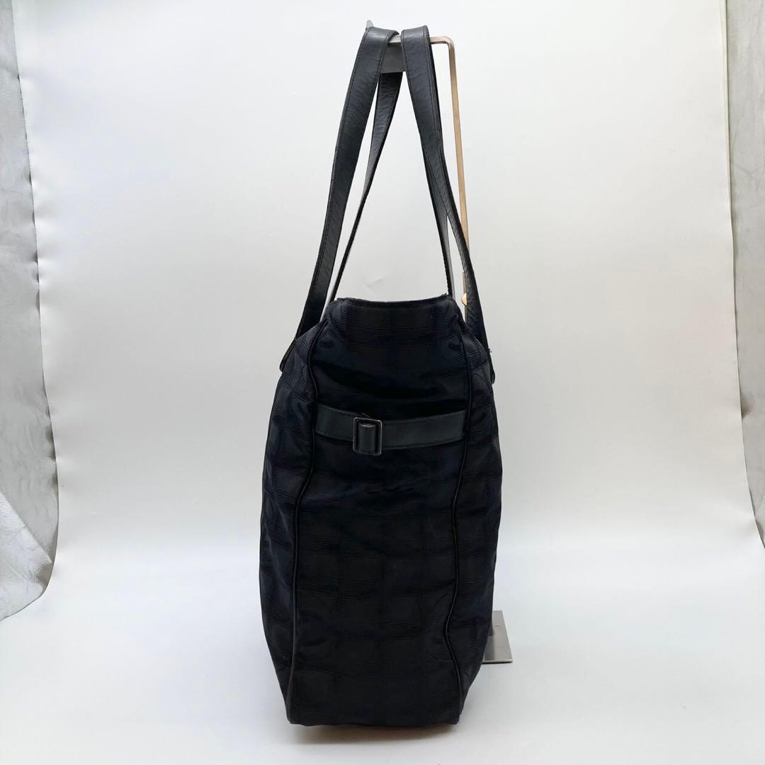 もこ CHANEL ブラック シャネル ニュートラベルライン トートバッグ