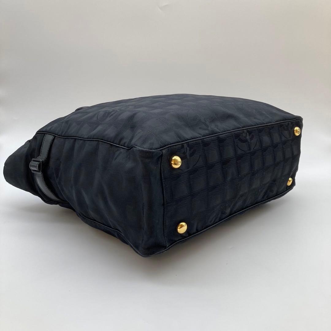 もこ CHANEL ブラック シャネル ニュートラベルライン トートバッグ