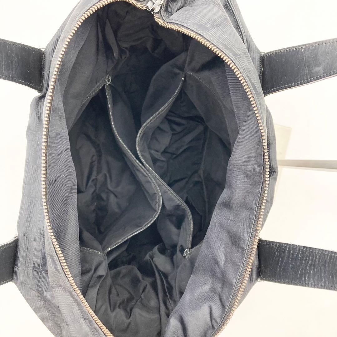 もこ CHANEL ブラック シャネル ニュートラベルライン トートバッグ