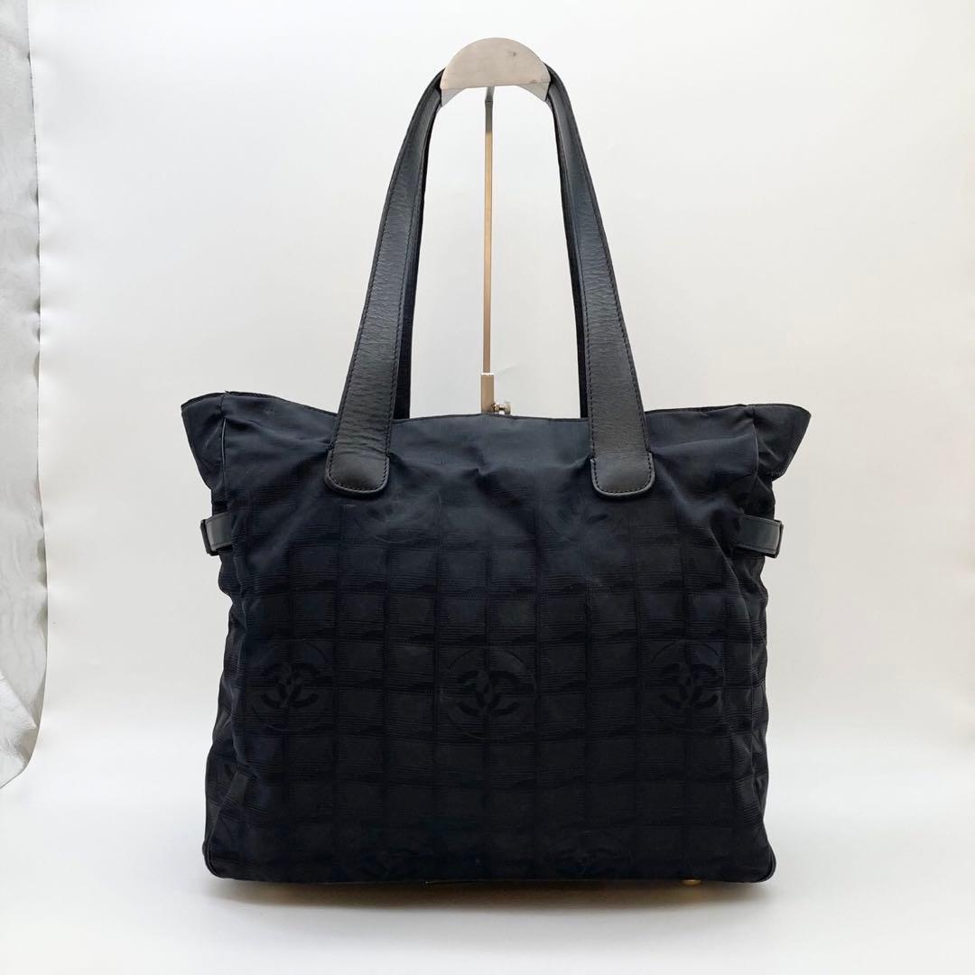 もこ CHANEL ブラック シャネル ニュートラベルライン トートバッグ
