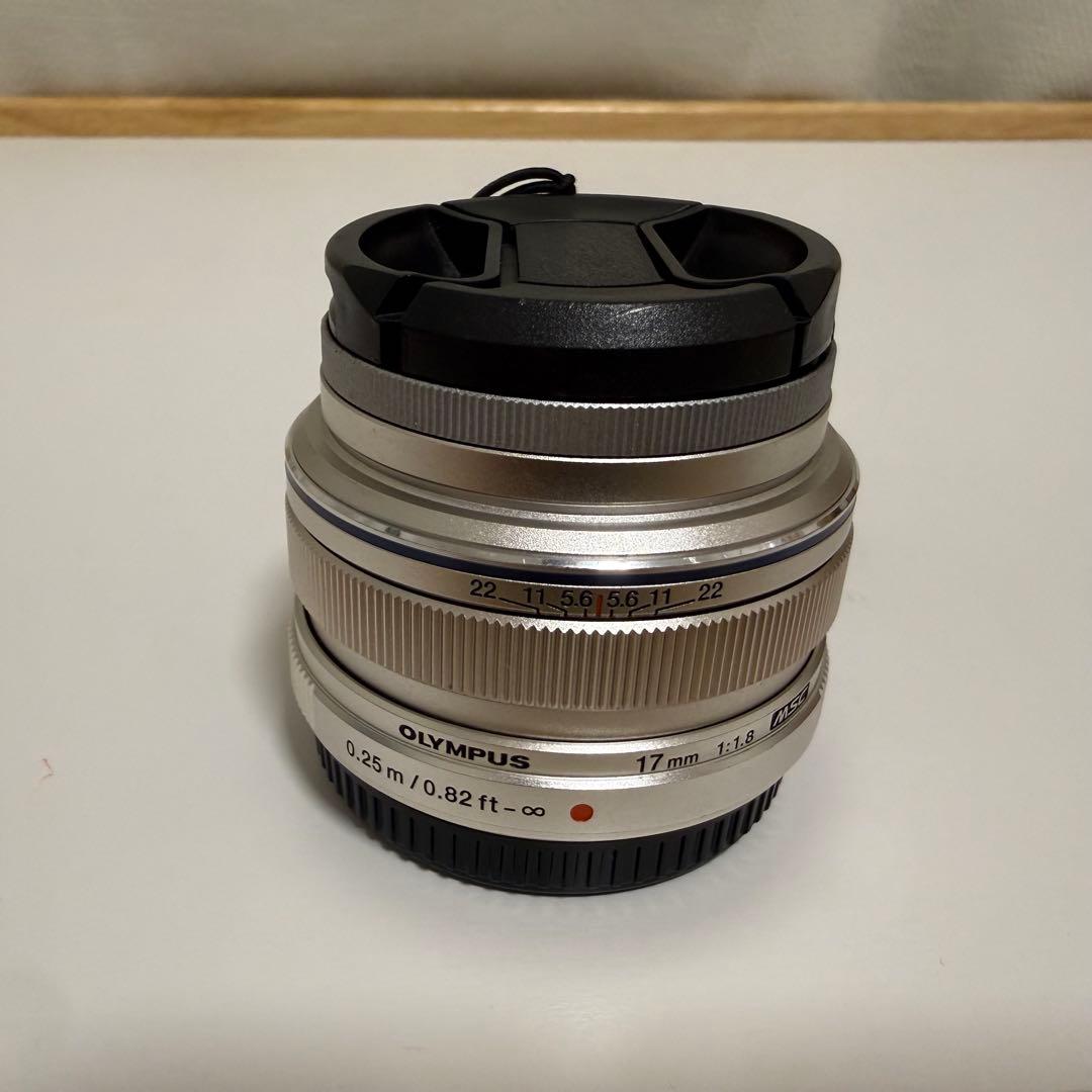 m.zuiko 17mm f1.8 シルバー