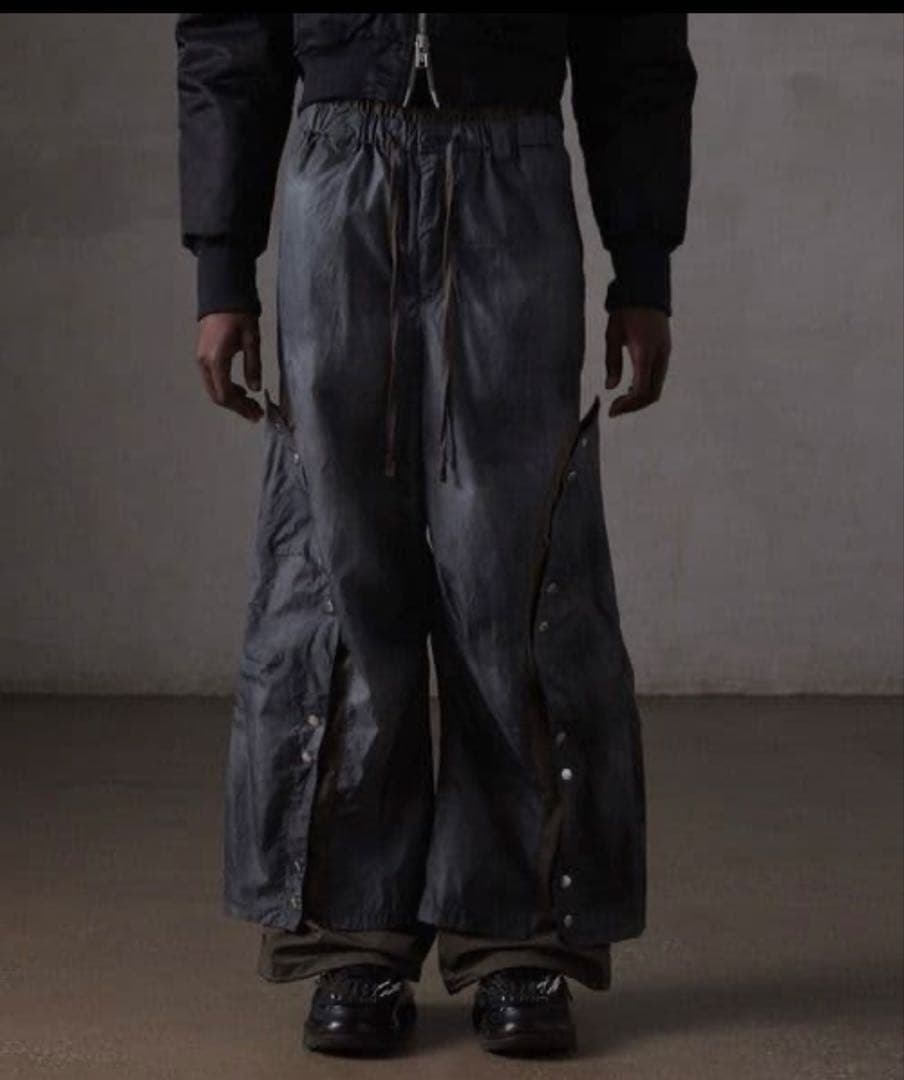 GRANCYグリーングレーボタンレイヤードデザインナイロンパンツ　Mサイズ