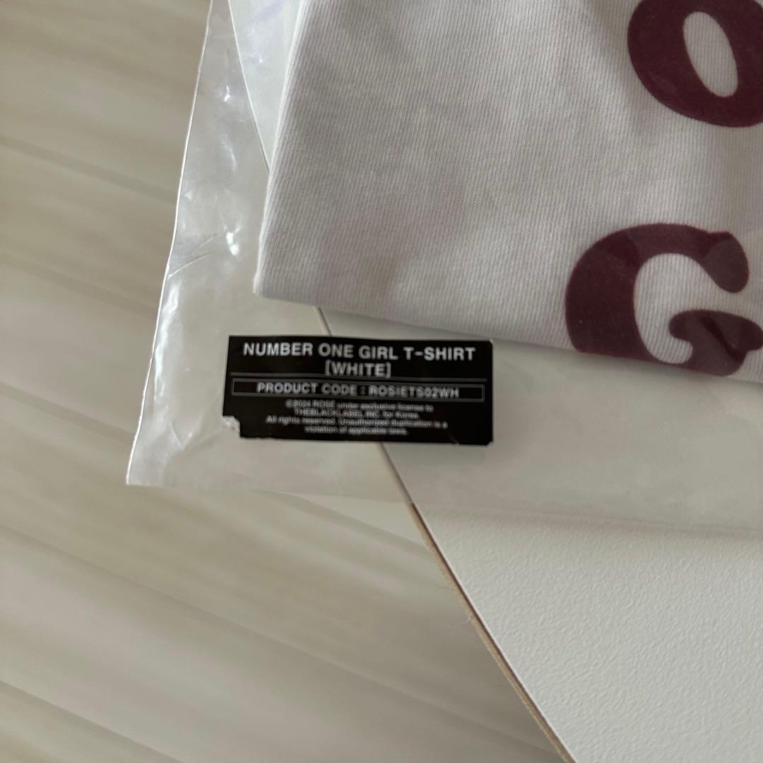 rosie NUMBER ONE GIRL Tシャツ フォトカード付き