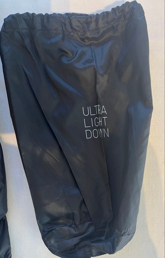 ほぼ未使用！UNIQLO×Theoryウルトラライトダウンベスト　XL