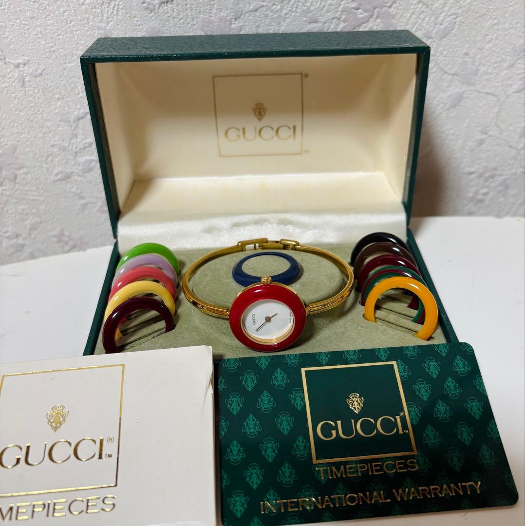 GUCCI チェンジベゼル バングルウォッチ アナログ腕時計・稼働品