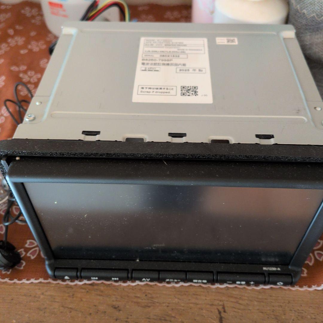 ら*れ様 Nissan MJ123DAN カーナビ 2025年製